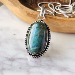 Oval Blue Labradorite Silver Plated Boho Necklace